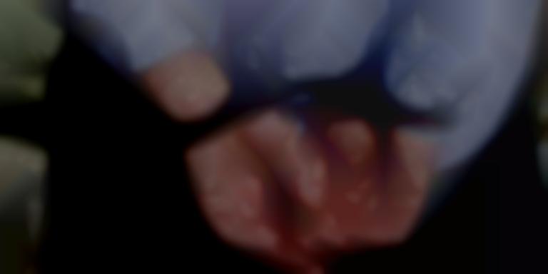 Μαγνησία: Χειροπέδες σε ηλικιωμένο που χαστούκισε μέχρι λιποθυμίας 12χρονο!